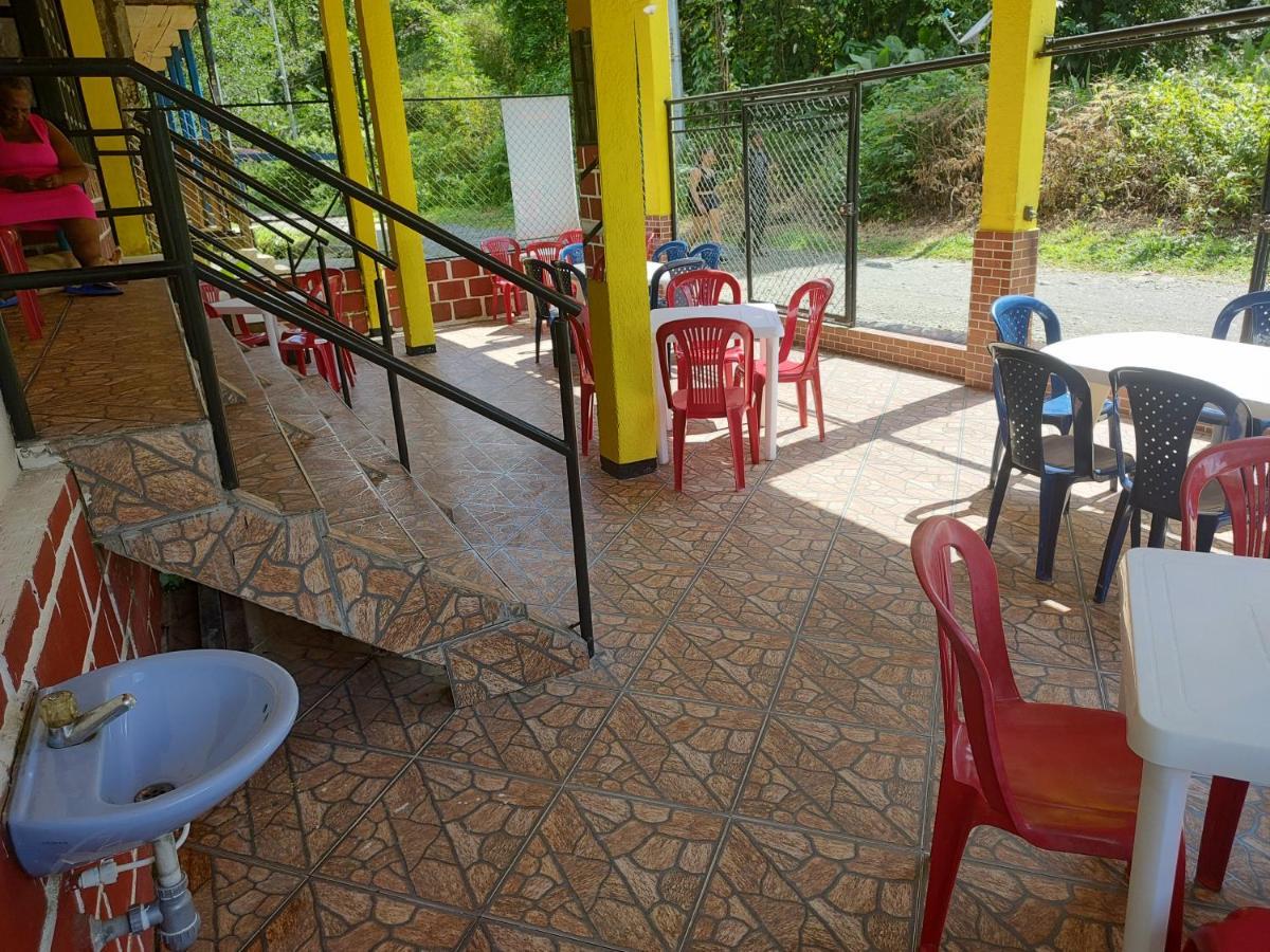 Отель Casa Hospedaje Mayesty San Cipriano Экстерьер фото